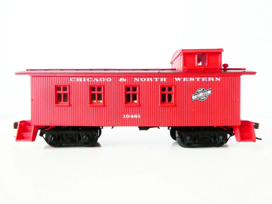 H0 Walthers 932-7561 Služební vůz 10481 CHICAGO NORTH WESTERN TOP STAV NEPOUŽITÝ v orig. krabičce s doplňky