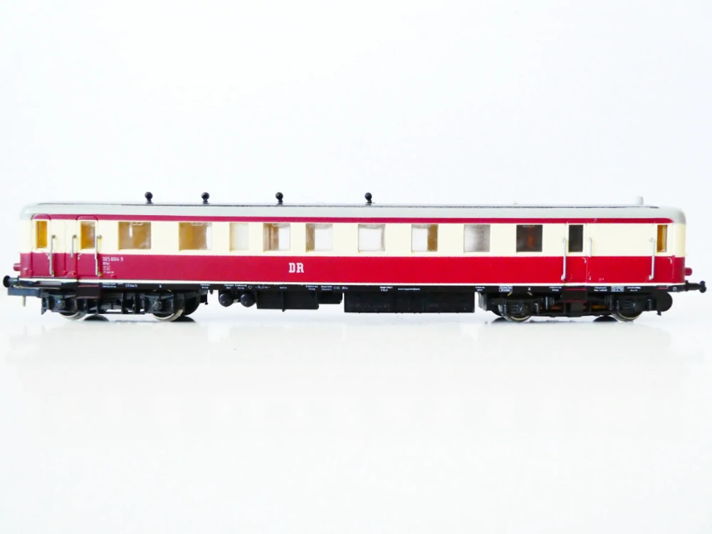 H0 PIKO Motorový vůz BR 185 004-9 k motorové soupravě DR