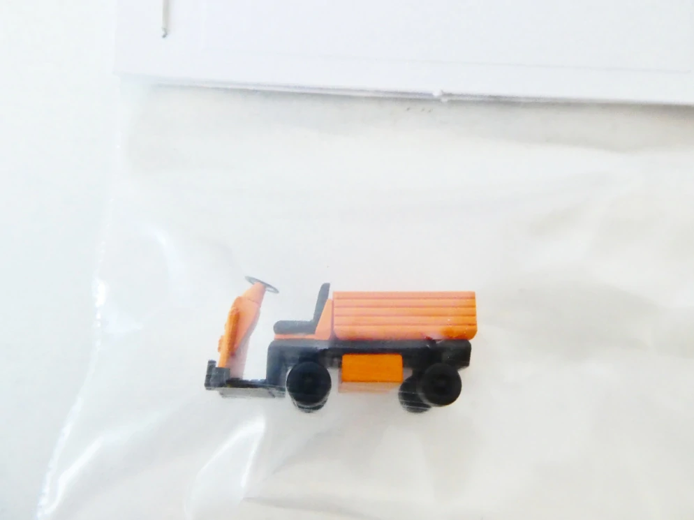 TT MINIATUR Vysokozdvižný vozík MT 01 NOVÉ orig. zabalené