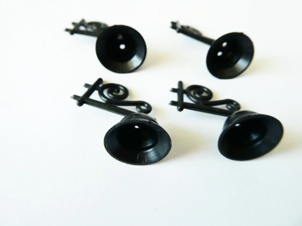 H0 SET 4 ks Stavební doplněk - lampa nástěnná