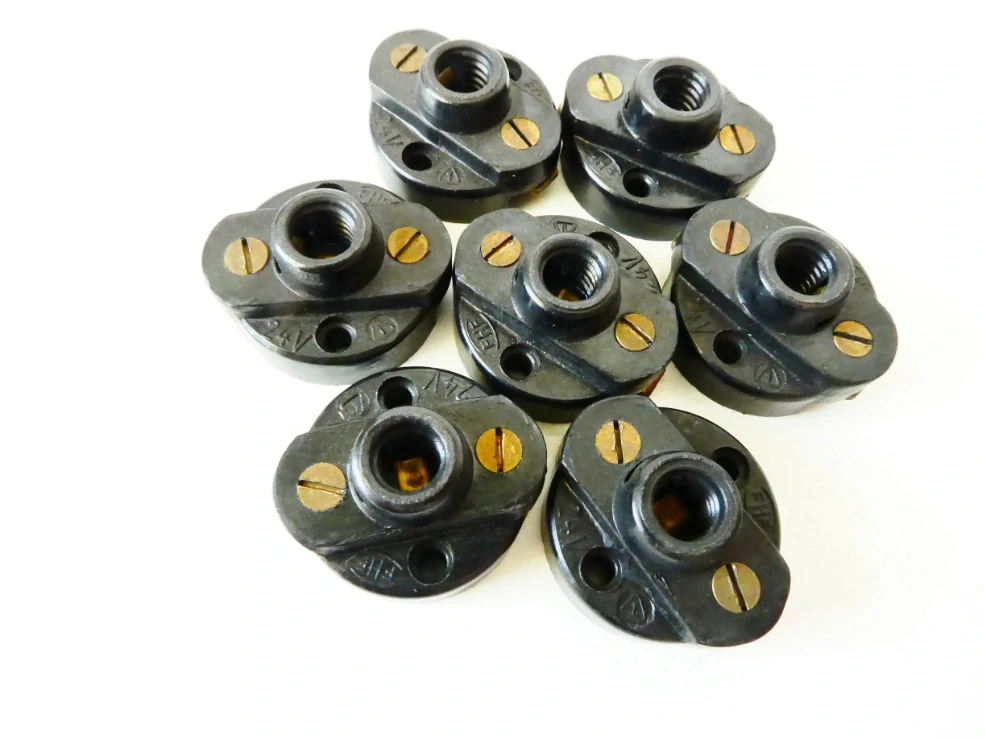 SET 7 ks Objímka na mini žárovku