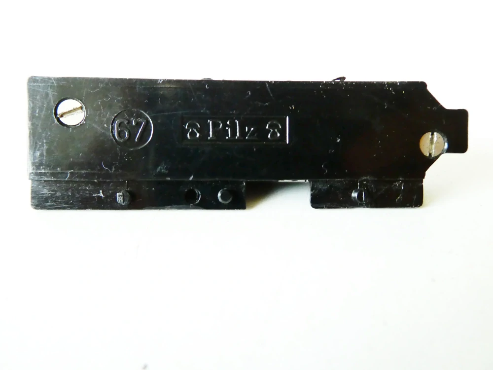 Přestavník PILZ 67 - 107/843 PĚKNÝ STAV