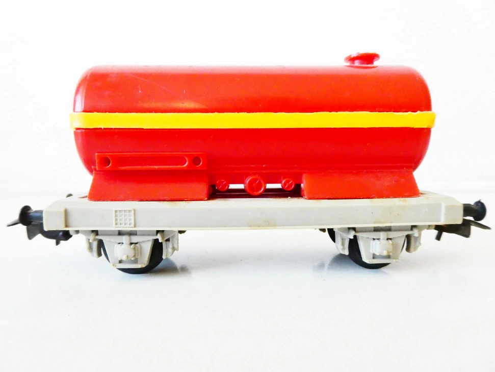 H0 PIKO Cisternový vůz Start červený ANTIK PĚKNÝ STAV