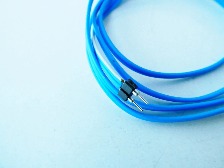 Připojovací kablík s pinovým konektorem 90 cm