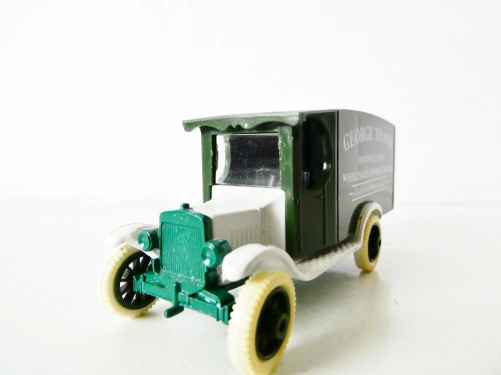 Efsi HOLLAND Osobní automobil T-FORD 1919 TOP STAV