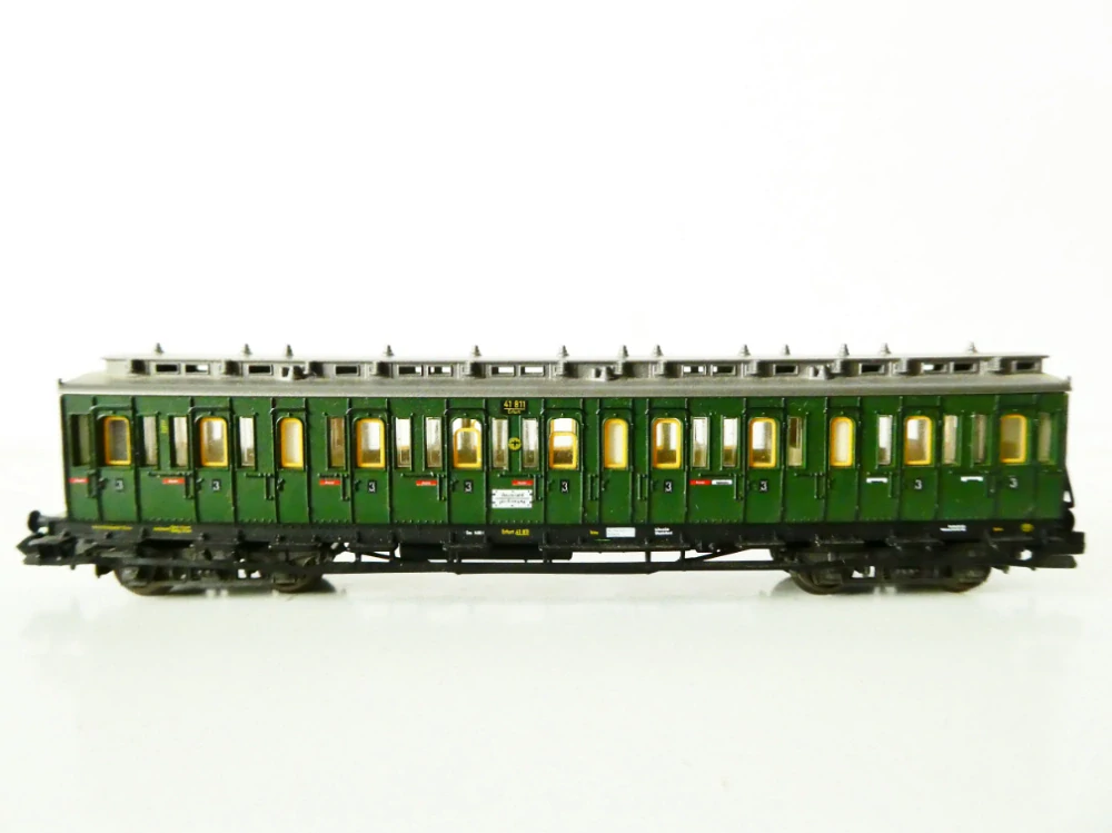 N FLEISCHMANN 8087 Osobní vůz 3. tř. typ C4 Pr 04 41 811 Erfurt DRG TOP STAV NEPOUŽÍVANÝ