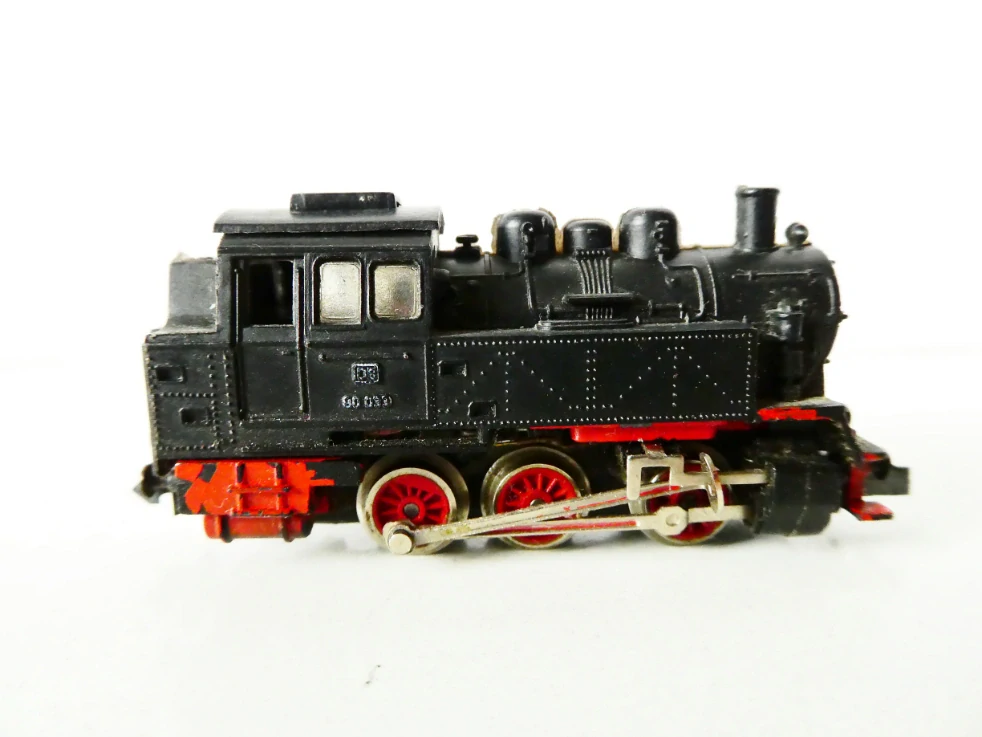 N ARNOLD Parní lokomotiva BR 80 033 DB PĚKNÝ STAV
