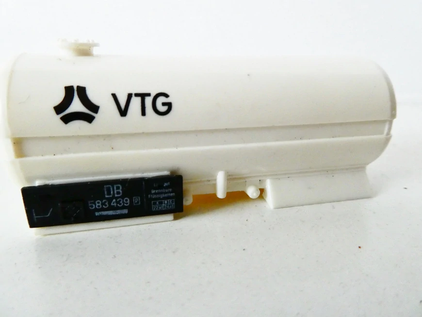 H0 PIKO Kastle pro cisternový vůz VTG 583 439 DB TOP STAV