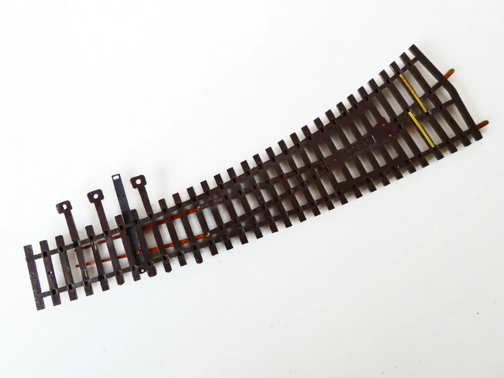 H0 PILZ Výhybka oblouková pravá bez přestavníku