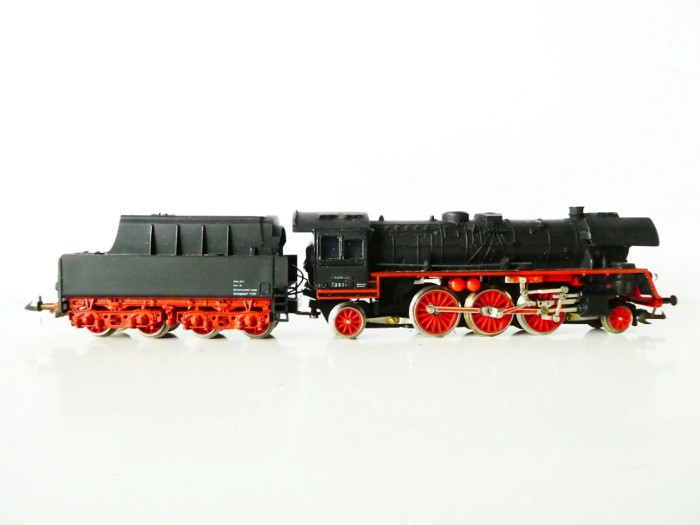 TT ZEUKE Parní lokomotiva BR 23 1111 DR s tendrem