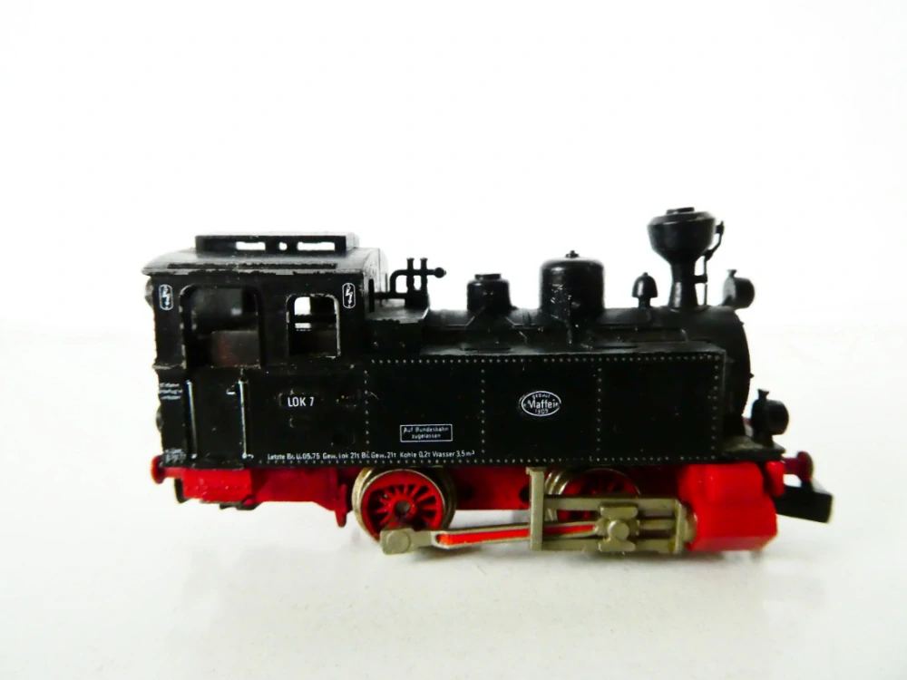 N FLEISCHMANN 7000 Parní lokomotiva Lok 7 NA SERVIS (v jednom směru zastavuje)