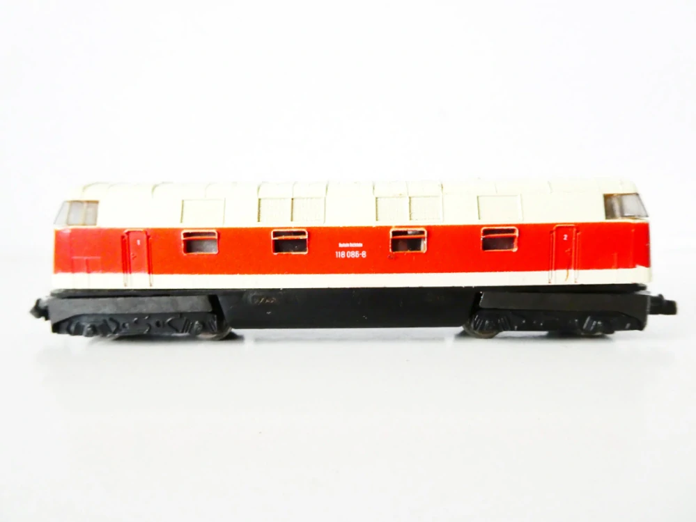N PIKO Dieselová lokomotiva V 118 086-8 DR