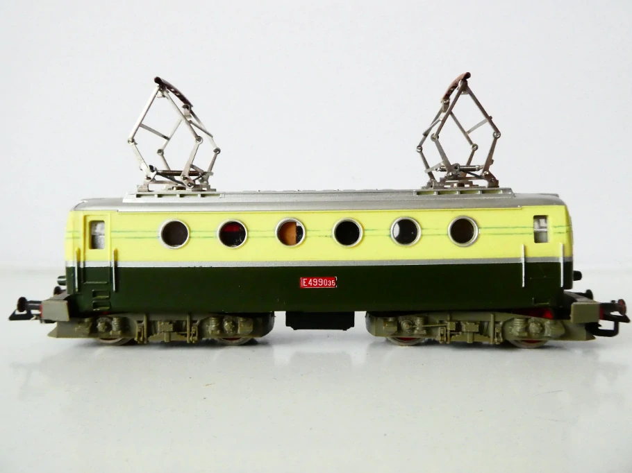 TT ZEUKE Elektrická lokomotiva E499 035 ČSD