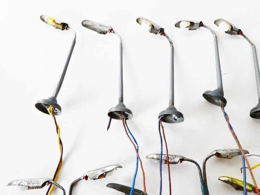 H0 MIX SET 11 ks Pouliční lampa (6,5 - 7 cm)