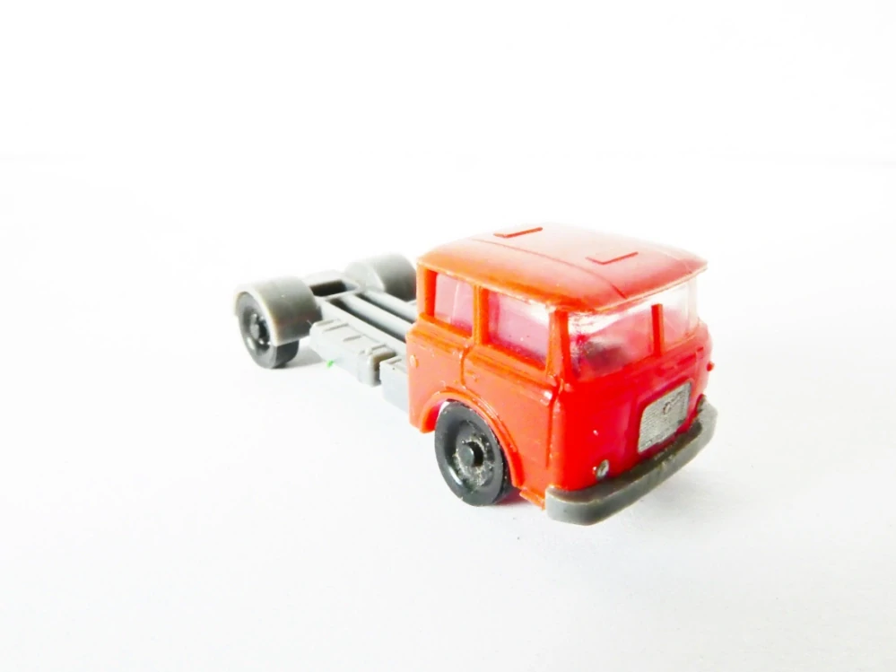 N Nákladní automobil ŠKODA tahač