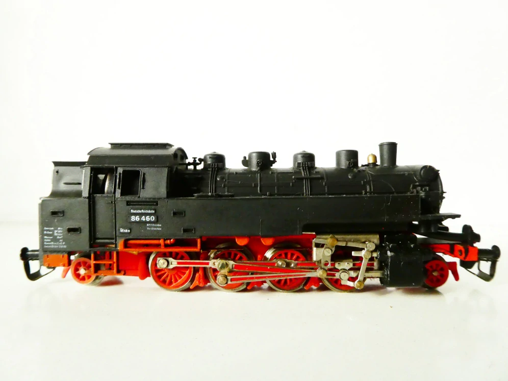 TT BTTB Parní lokomotiva BR 86 460 DR OSVĚTLENÁ TOP STAV v krabičce