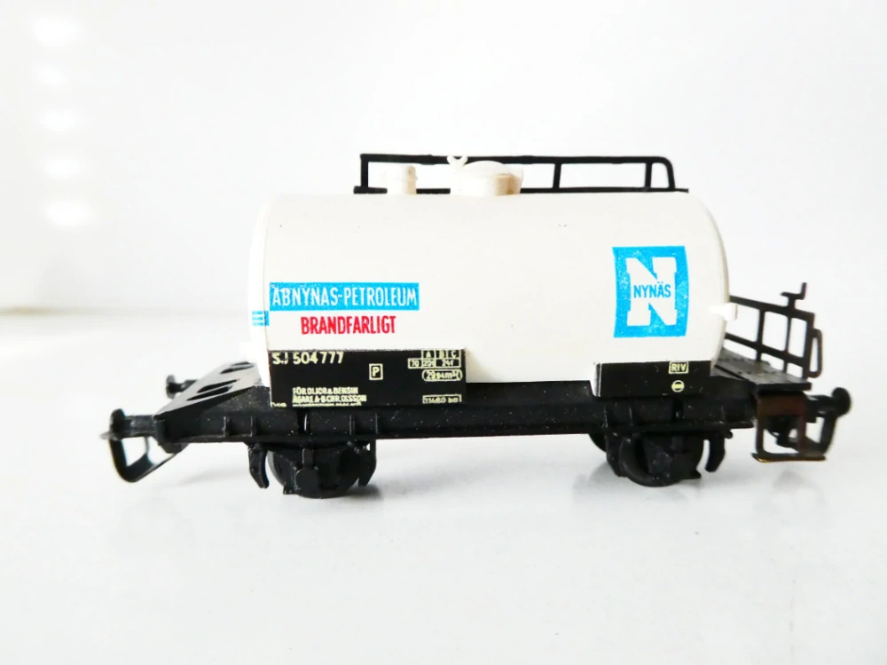 TT BTTB  Cisternový vůz SJ NŸNAS 