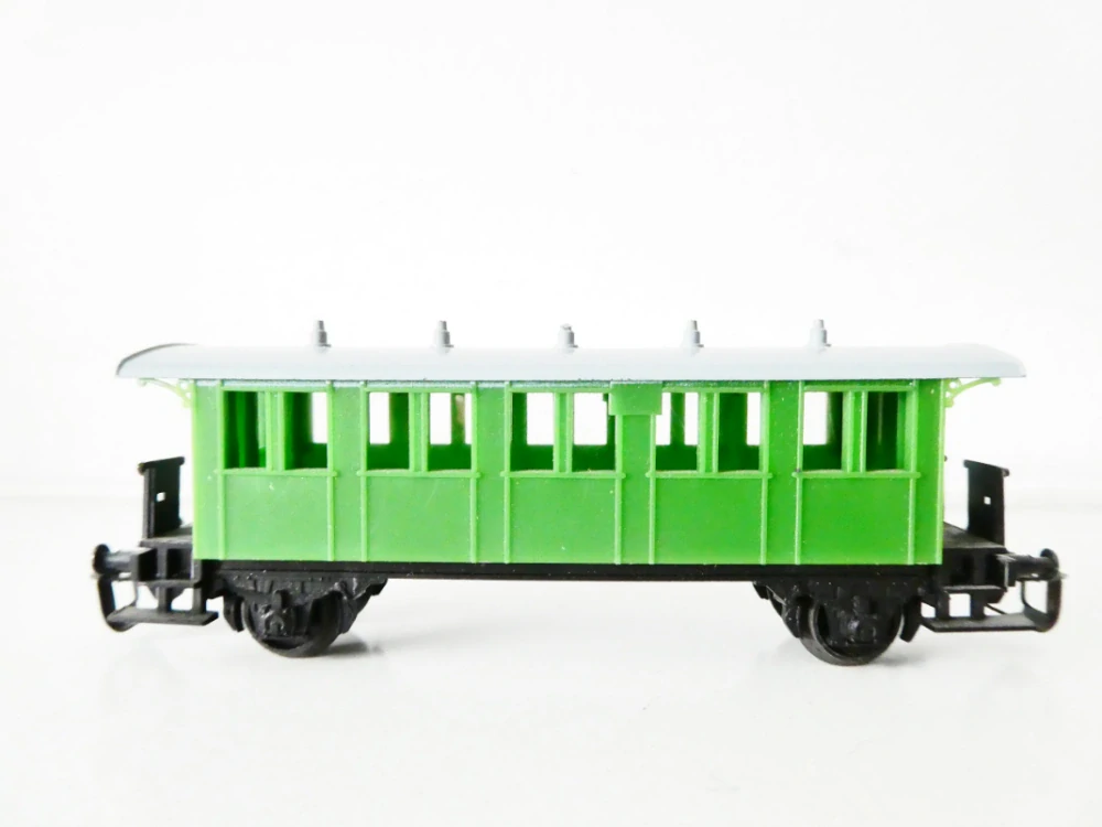 TT BTTB Osobní vůz zelený bez značení TOP STAV v krabičce