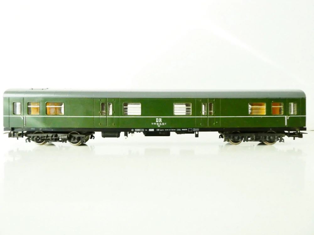 H0 PIKO Zavazadlový vůz 51 50 92-15 112-2 DR