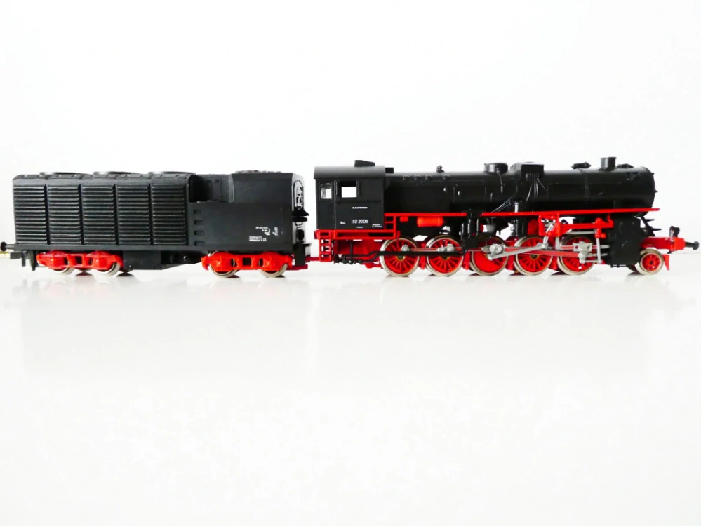 H0 PIKO Parní lokomotiva BR 52 2006 DR TOP STAV