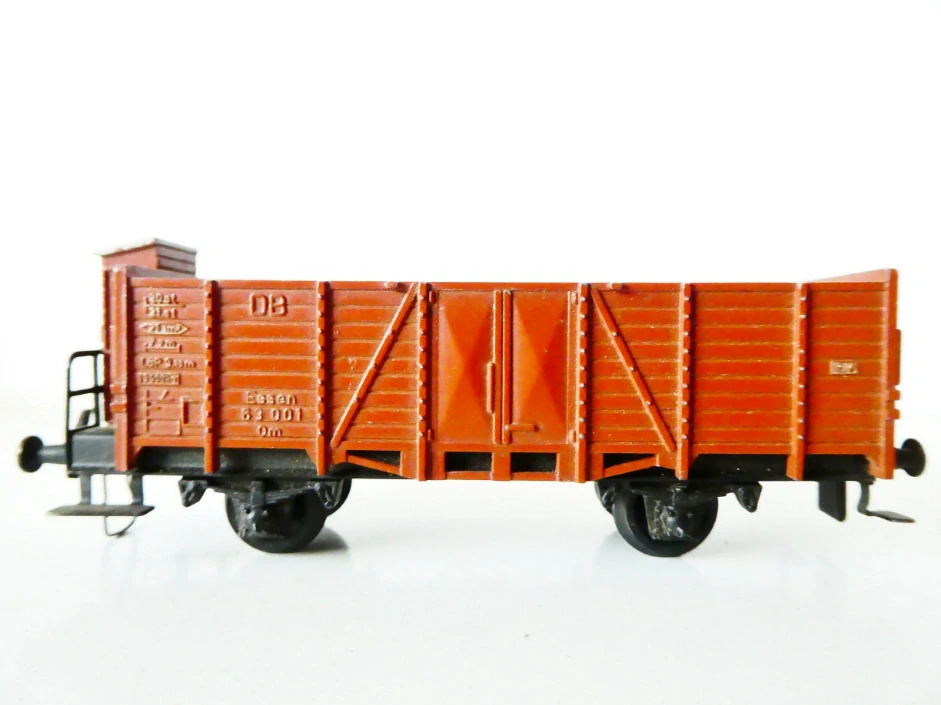 H0 TRIX Celokovovýž nákladní vůz otevřený s budkou brzdaře Essen 63 001 Om DB PĚKNÝ STAV ANTIK