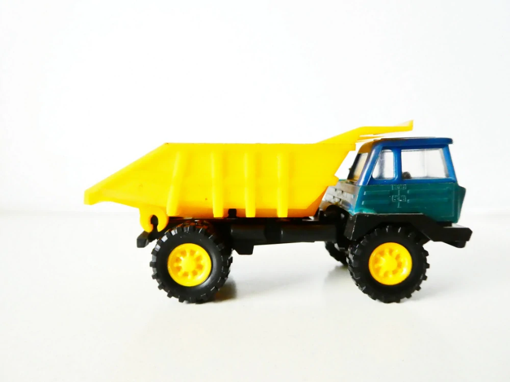 H0 Nákladní automobil sklápěčka 