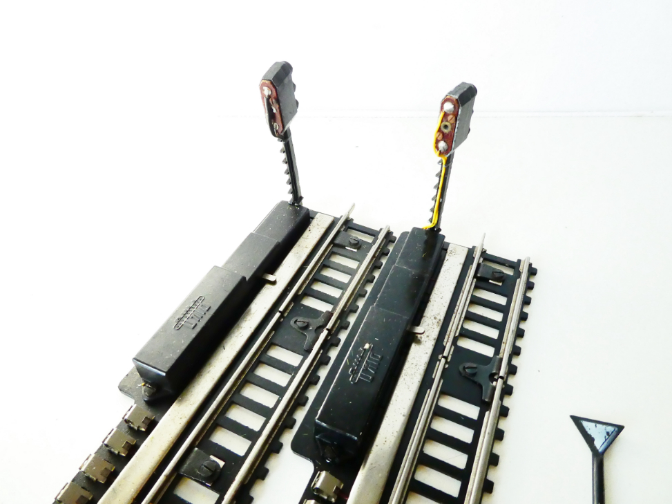 H0 PIKO SET 6866 2 ks Železniční návěstidlo Block signal PĚKNÝ STAV