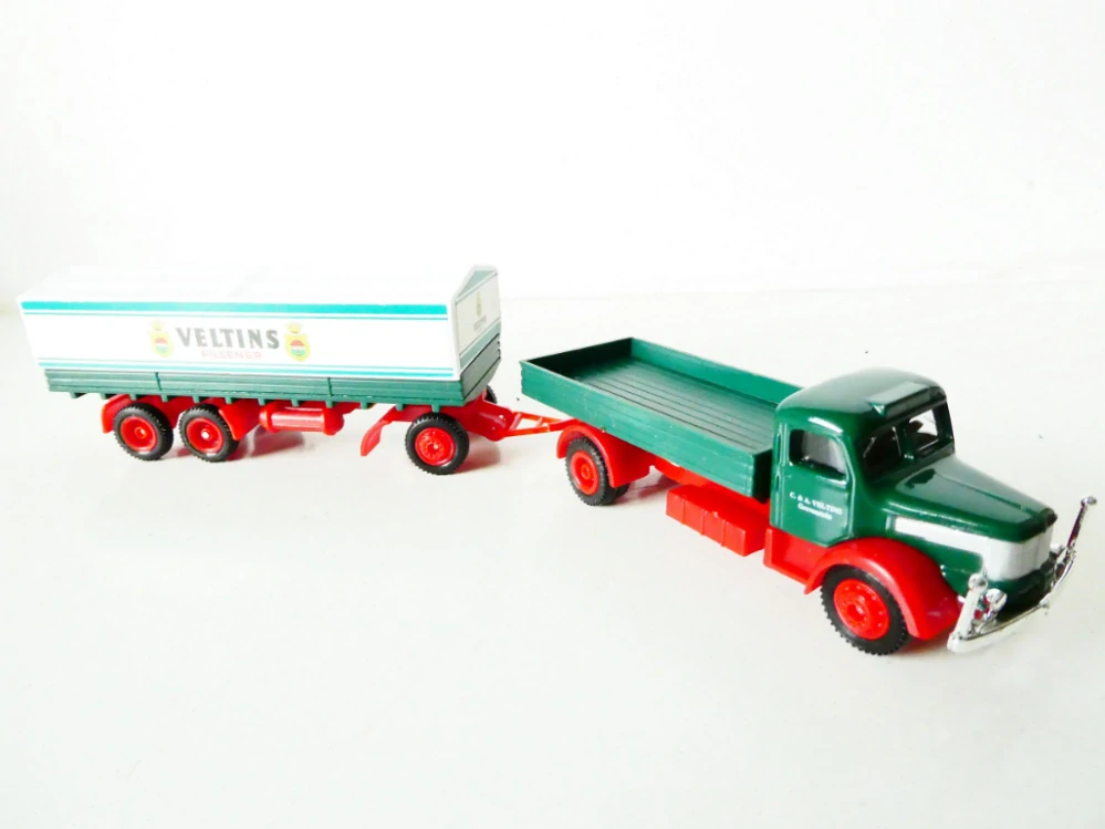 H0 Grell Nákladní automobil C. & A. Veltins Grevenstein s přívěsem PĚKNÝ STAV