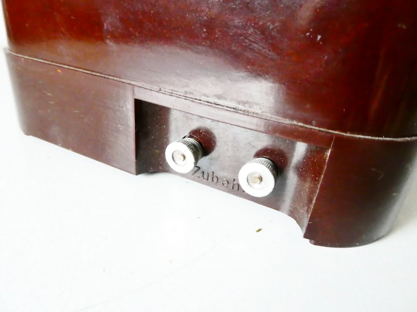 Bakelitové trafo PIKO Typ ME002
