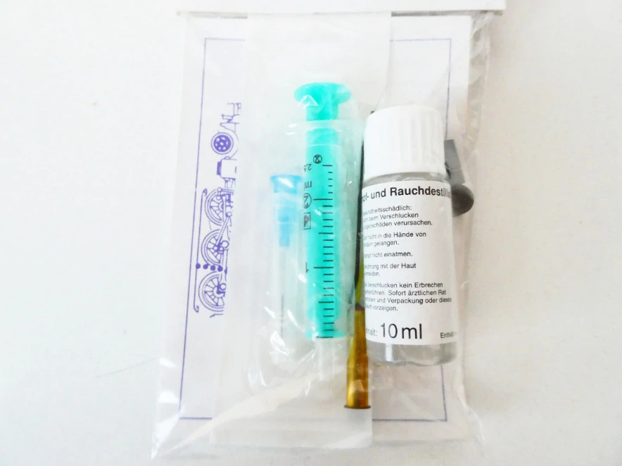 H0 SEUTHE Nr.100 - KOUŘOVÝ GENERÁTOR S PŘÍSLUŠENSTVÍM 10-16V NOVÉ ORIG. ZABALENÉ