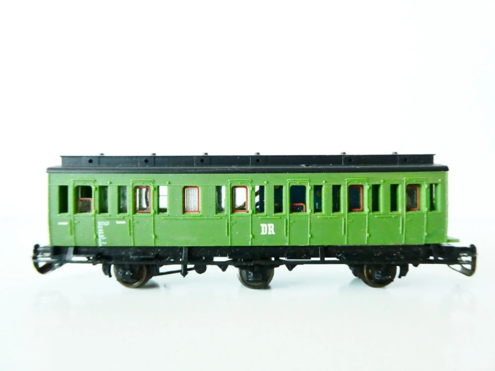 TT BTTB Osobní vůz 522-427 DR 3-osý OSVĚTLENÝ