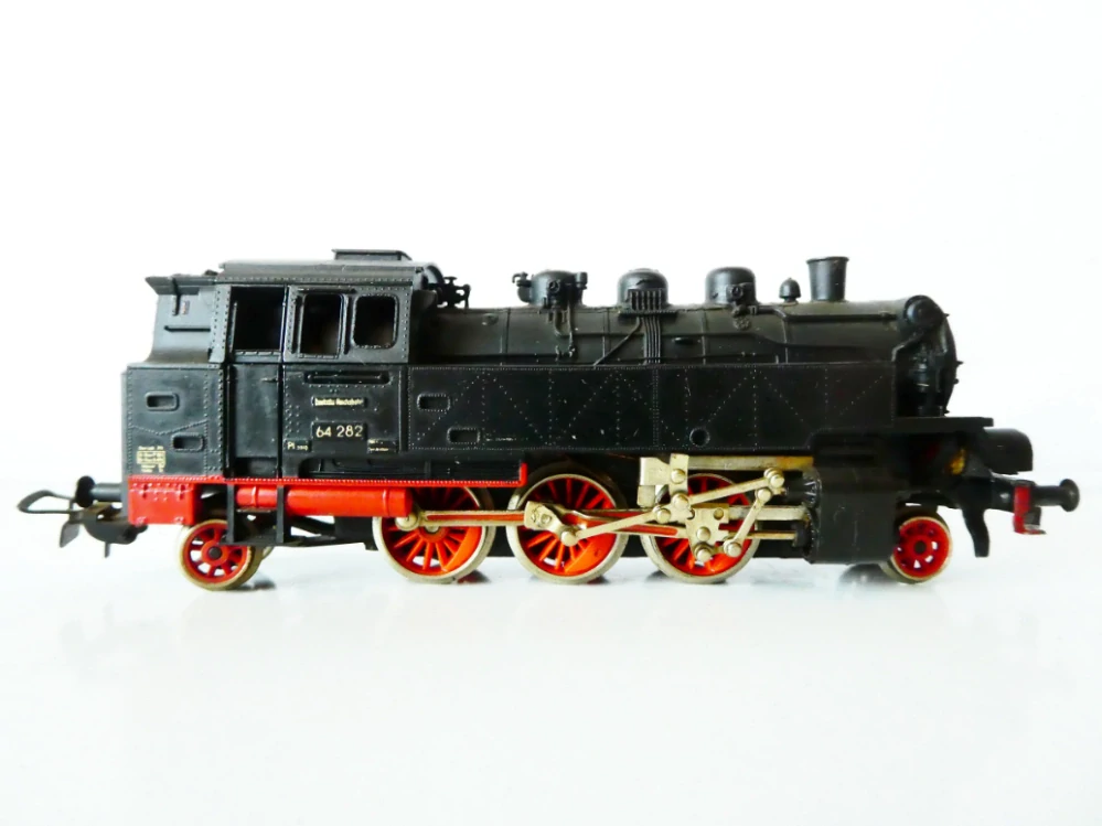 H0 GÜTZOLD Parní lokomotiva BR 64 282 DR PĚKNÝ STAV