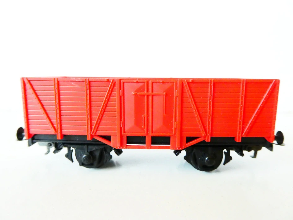H0 KLEINBAHN Nákladní vůz otevřený červený bez značení TOP STAV