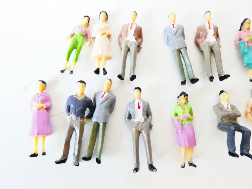 SET 20 ks Figurky - Cestující - výška 3,5 cm (větší figurky)