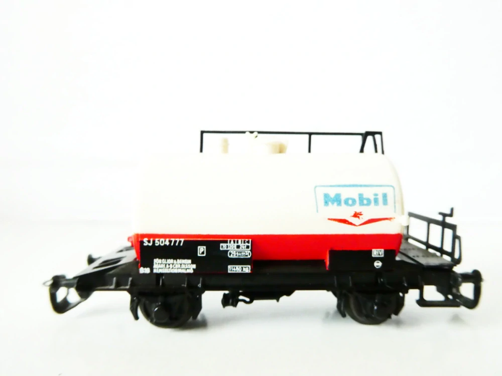 TT BTTB Cisternový vůz MOBIL SJ TOP STAV