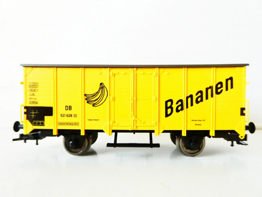 H0 FLEISCHMANN Chladírenský vůz 521 628 Bananen DB TOP STAV NEPOUŽITÝ