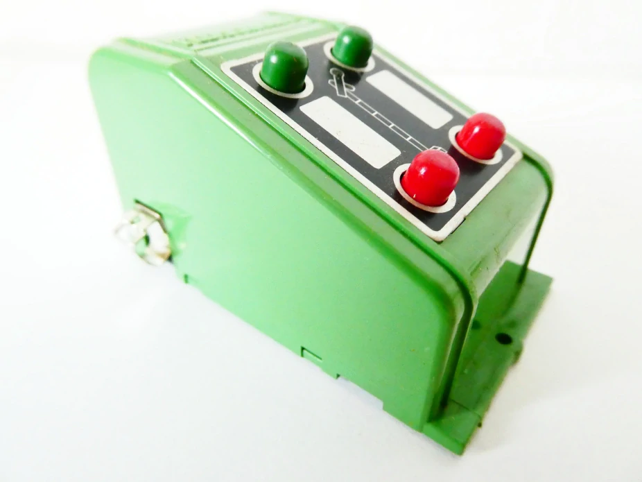 FLEISCHMANN 6927 Ovládací pult pro jednoramenné návěstidlo TOP STAV