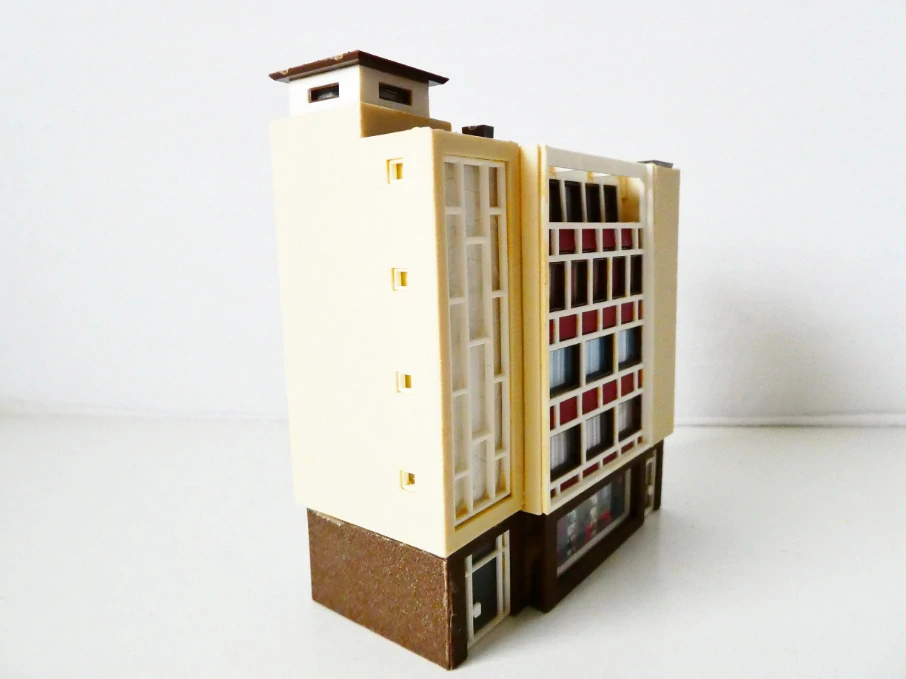N VOLLMER 7728/14878 Bytový blok s balkóny TOP STAV