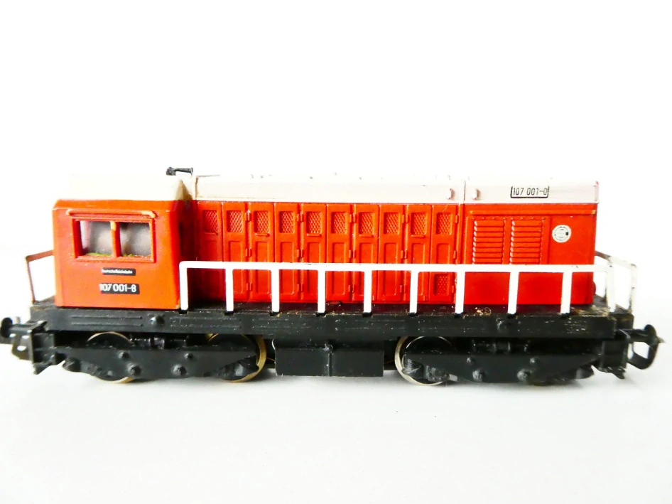 TT BTTB Dieselová lokomotiva BR 107 001-0 DR NA OPRAVU (NEJEDE)