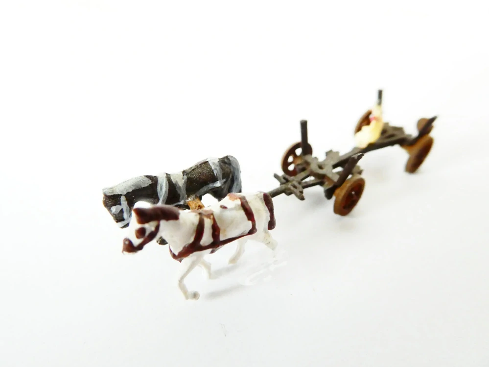 N Figurky Koňský povoz se sedícím človíčkem