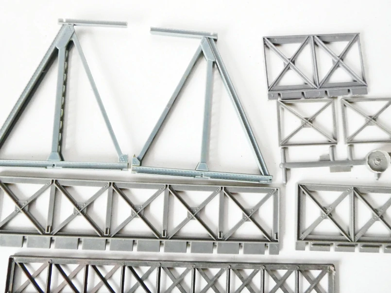 Náhradní díly k mostům - stavební doplňky (vše, co je na foto)