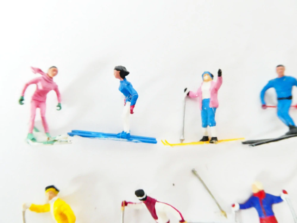 H0 Figurky - SET 19 ks - Cestující