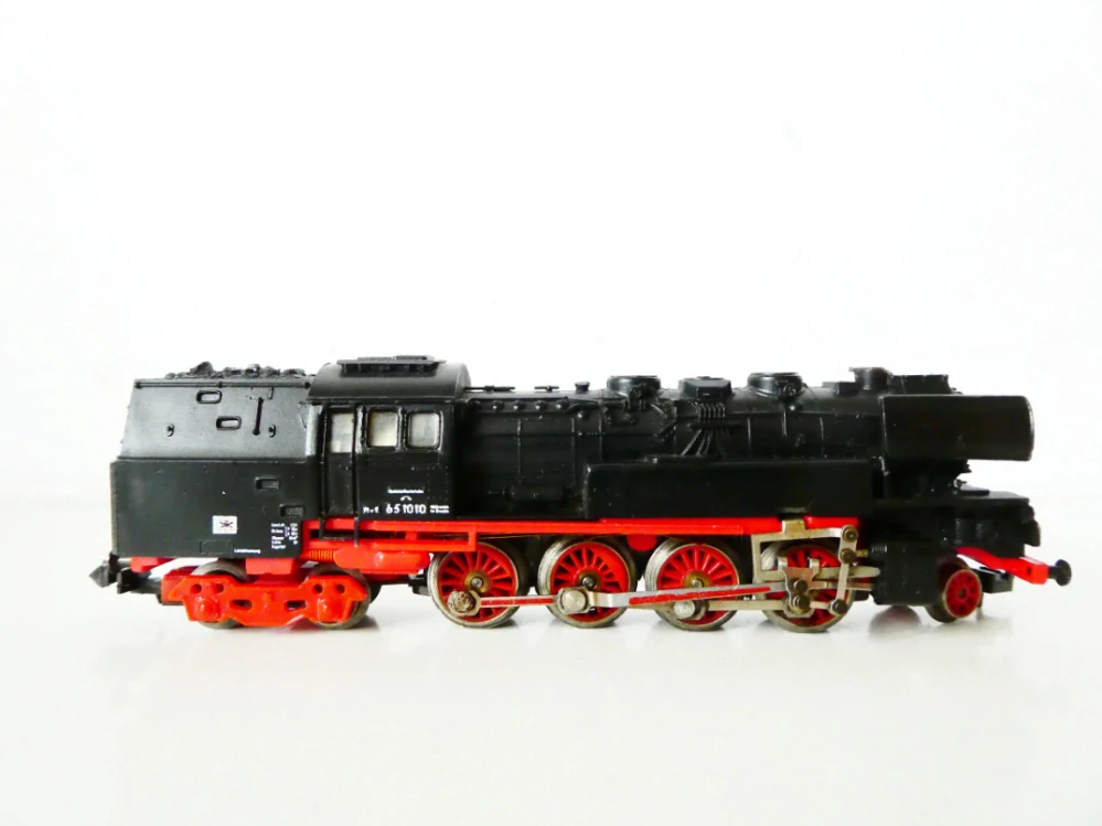 N PIKO Parní lokomotiva BR 65 1010 DR