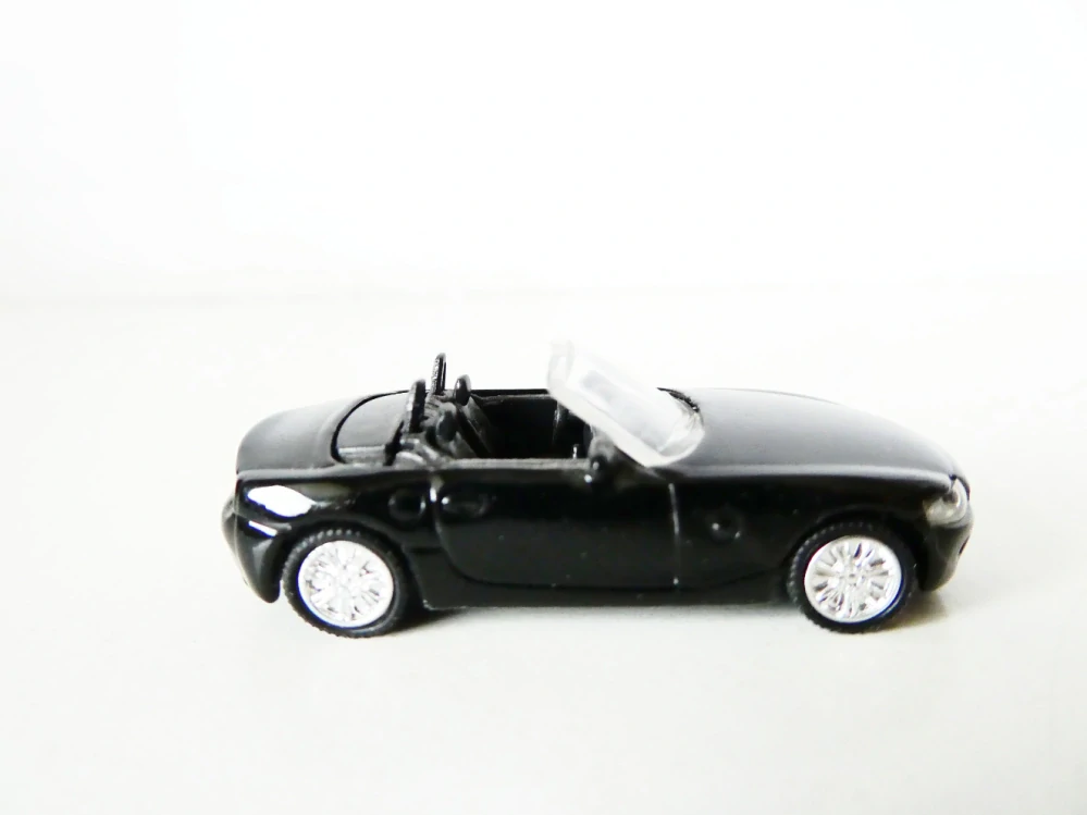 H0 Osobní automobil Mercedes Cabrio TOP STAV