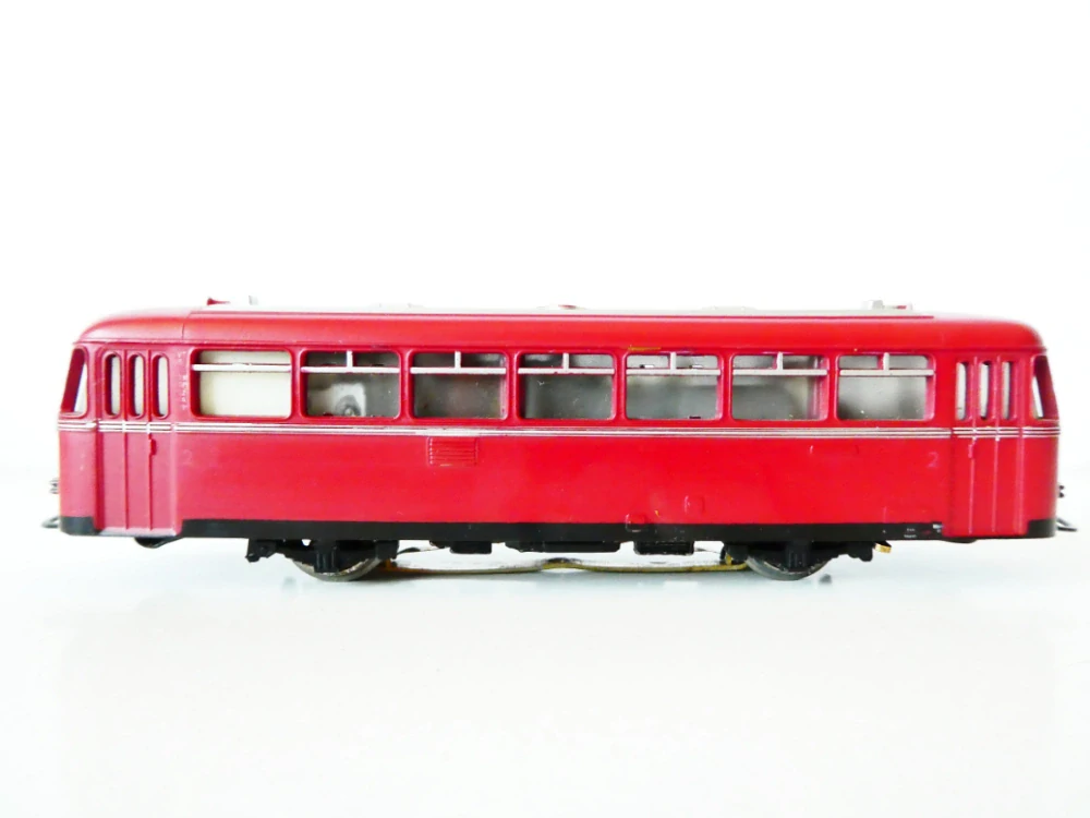 H0 MÄRKLIN 3016 Motorový vůz VT 95 DB OSVĚTLENÝ PĚKNÝ STAV v orig. krabičce