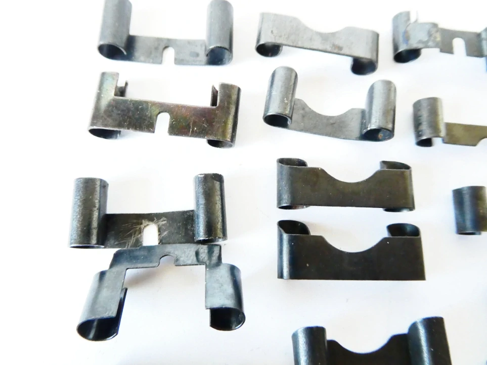 SET 15 ks Kovový náhradní díl