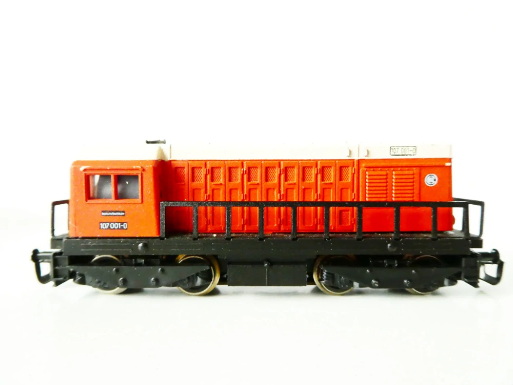 TT BTTB Dieselová lokomotiva BR 107 001-0 DR TOP STAV NEPOUŽÍVANÁ v orig. krabičce s návodem