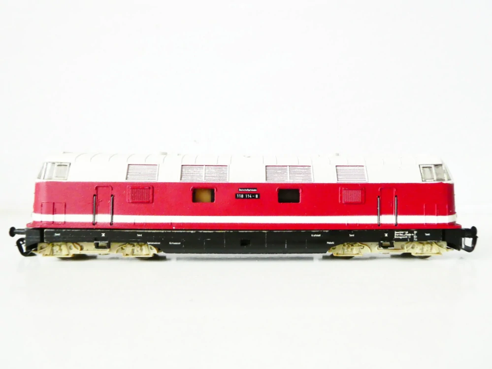 TT BTTB Dieselová lokomotiva BR 118 114-8 DR OSVĚTLENÁ PĚKNÝ STAV v krabičce s návodem