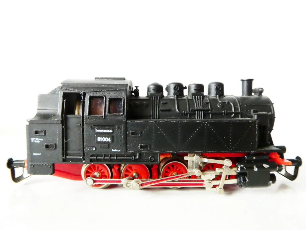 TT BTTB Parní lokomotiva BR 81 004 DR TOP STAV NEPOUŽÍVANÁ v krabičce s návodem