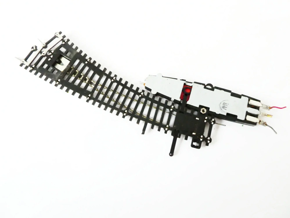 TT BTTB 6851 Výhybka levá oblouková R286/600 PĚKNÝ STAV